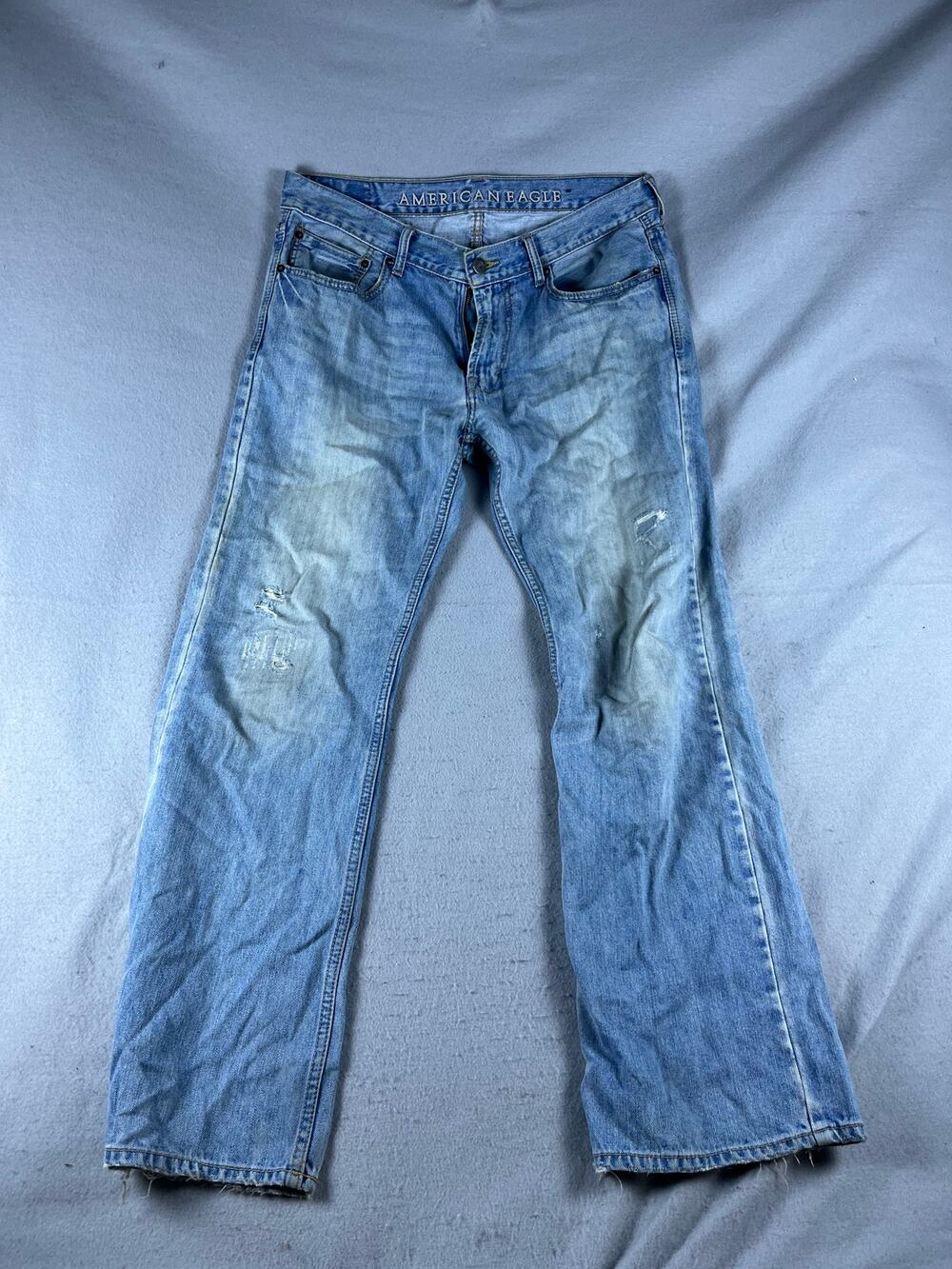 American Eagle Jeans Mens 34x32 Blue Bootcut Light Wash Distressed Denim Grunge